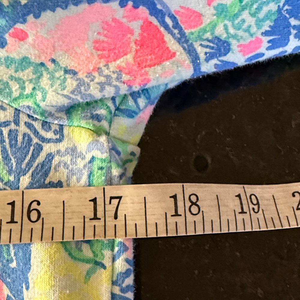 Lilly Pulitzer UPF 50+ Skipper Tunic Pop in Mermaids Cove Size XS - Picture 10 of 13